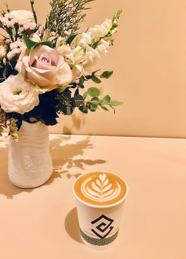 Hedge Coffee - Photo 3