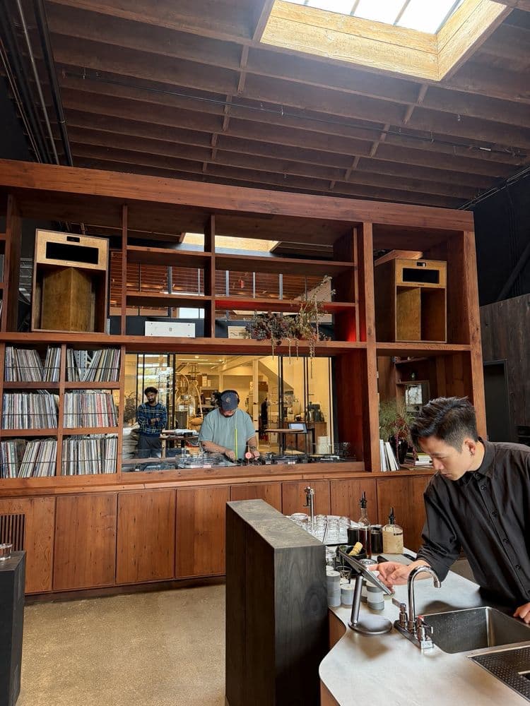 Hedge Coffee - Photo 3