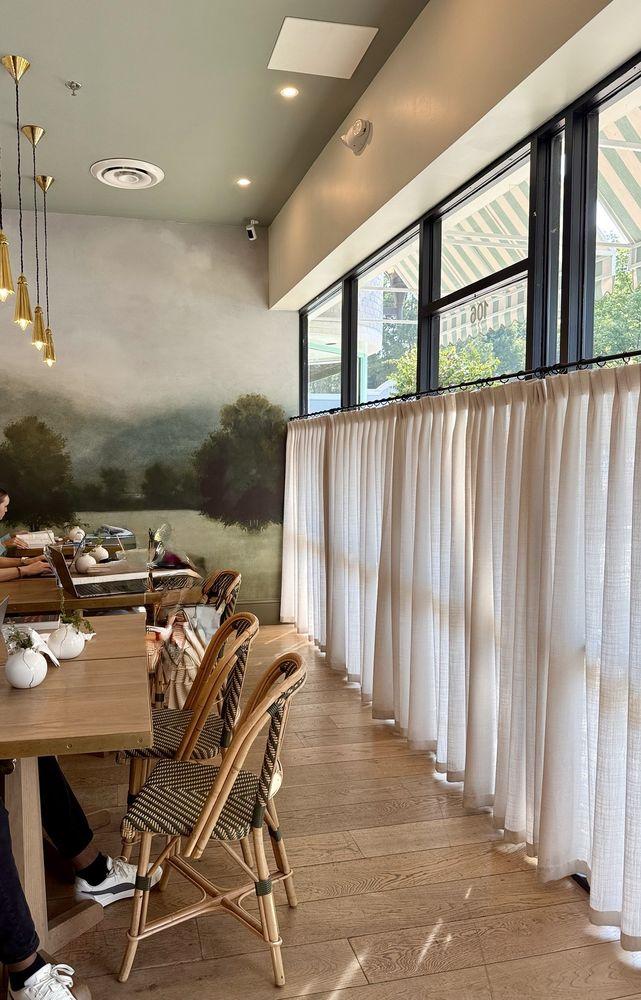 Mend Coffee & Goods - Photo 2