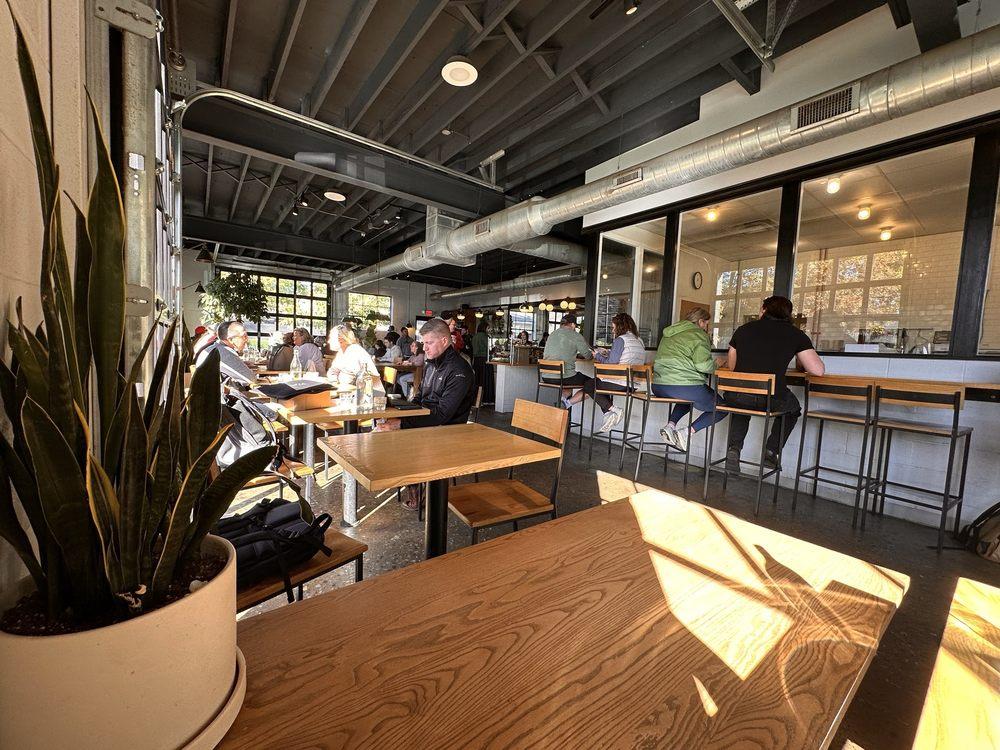 Fox In the Snow Cafe - Photo 2