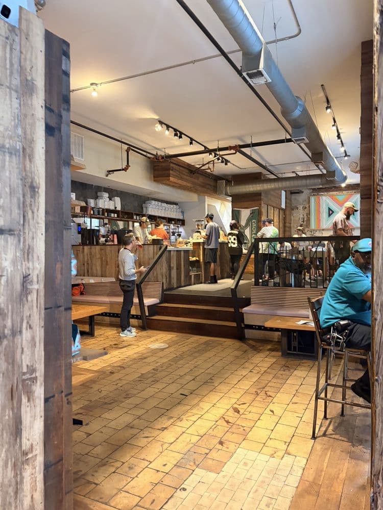 Elixr Coffee Roasters - Photo 2