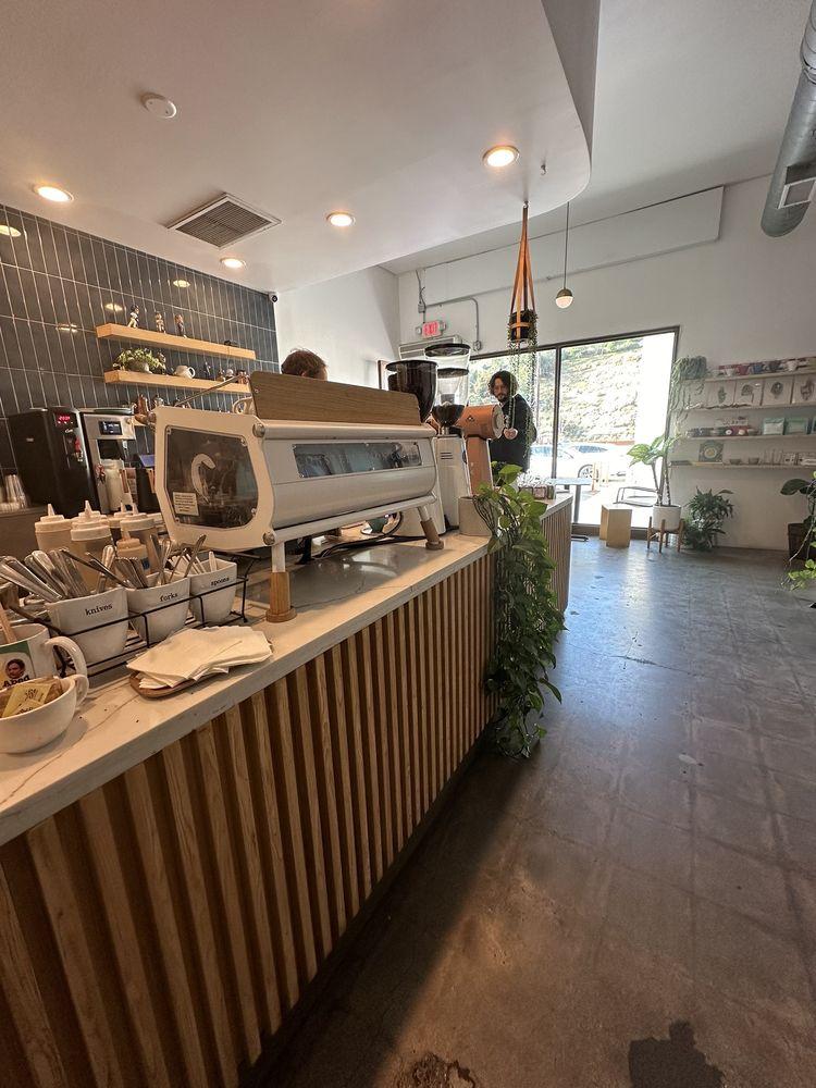 Constellation Coffee - Photo 2