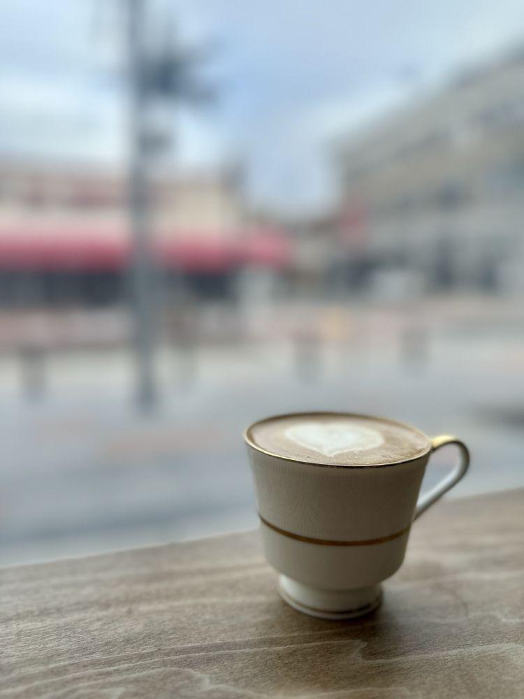 Hopper & Burr - Photo 3