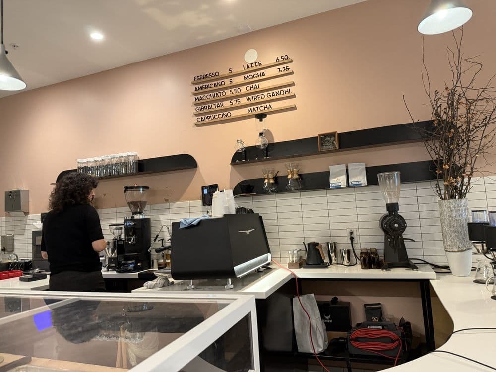 Sextant Coffee Roasters - Photo 3