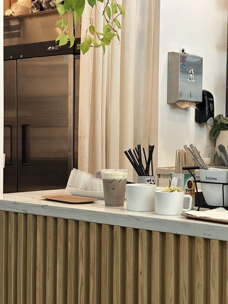 Constellation Coffee - Photo 2