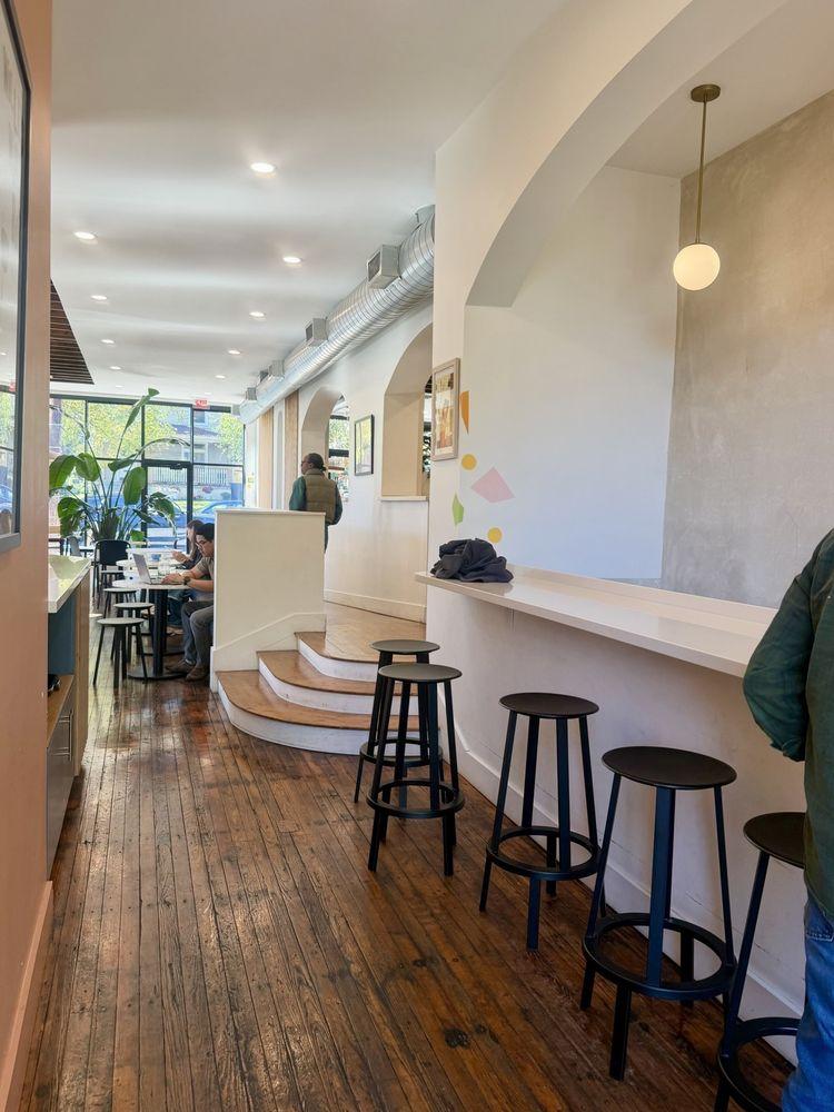 Mom And ‘em Coffee And Wine - Photo 2